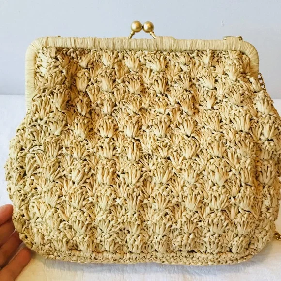 Adorable Soft Knit Handmade Handbag***NEW - Picture 5 of 8